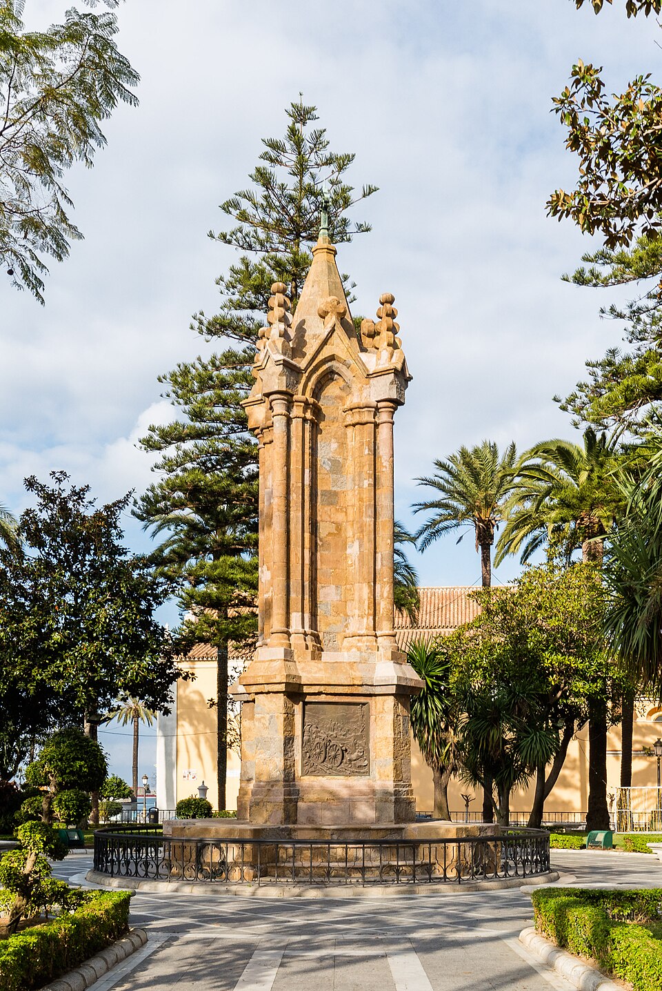 Plaza de África, Ceuta — Diego Delso / delso.photo, Wikimedia Commons, CC BY-SA 4.0 (creativecommons.org/licenses/by-sa/4.0)